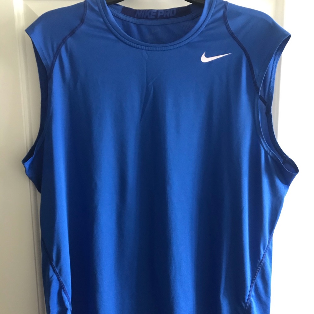 Nike Pro Dry -fit athletic thank top.
